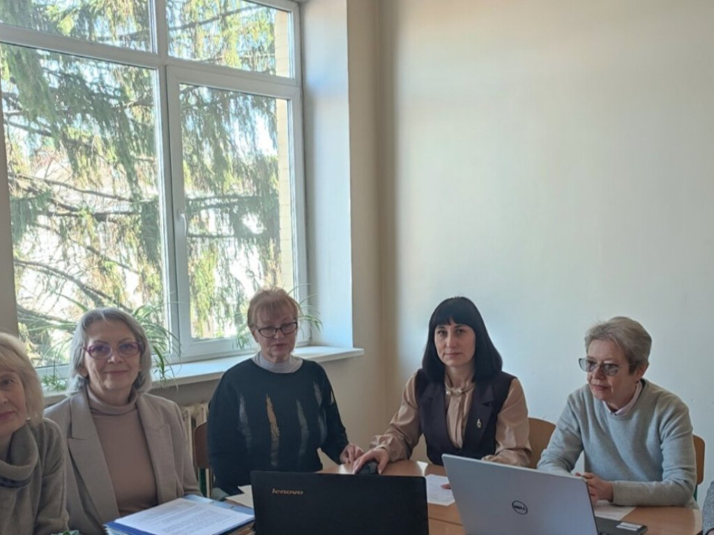 Фітонциди в сучасній медицині / The Role of Phytoncides as Factors of Antimicrobial Protection in the Prevention of Infectious Diseases.