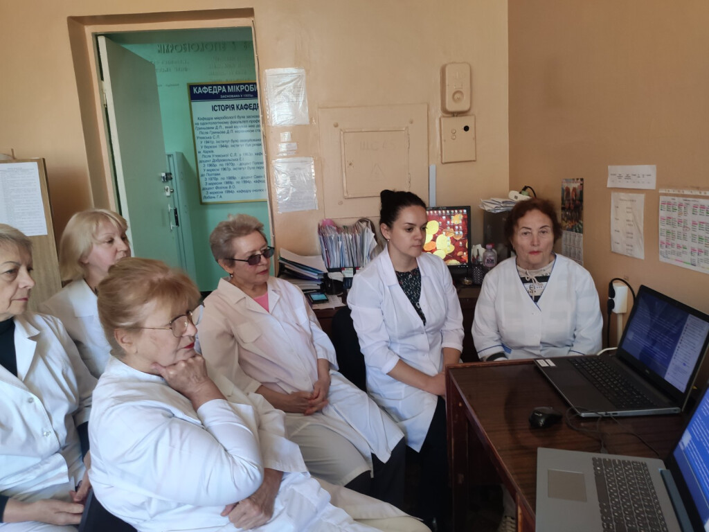 До Міжнародного дня мікроорганізмів / On International Microorganism Day