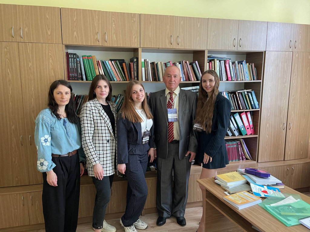 Гуртківці кафедри учасники XXVІІI Конгресу «Майбутнє за наукою» / Students of the department participated in the XXVIII Congress "Future by Science"