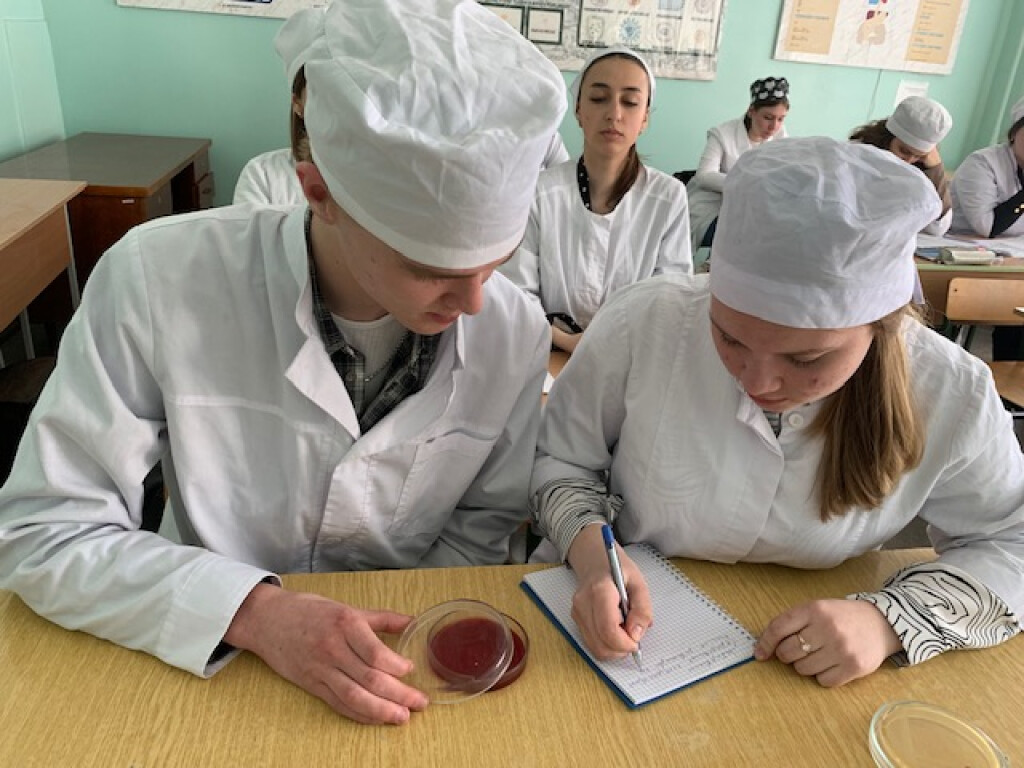 Виховний захід, присвячений Всесвітньому дню гігієни рук / Event for World Hand Hygiene Day