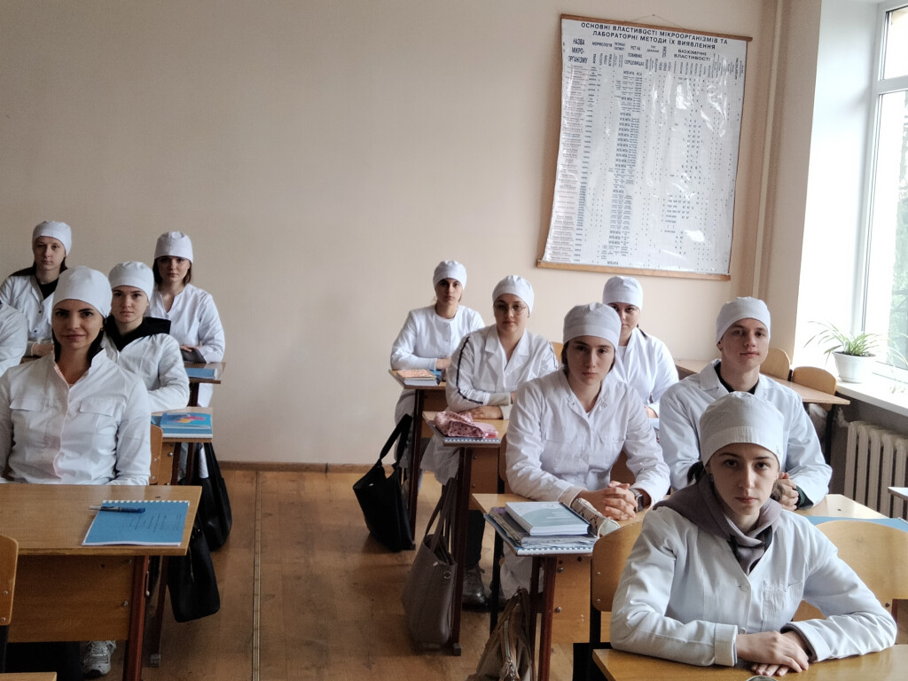 Обговорюємо питання академічної доброчесності / Discussing the issue of academic integrity